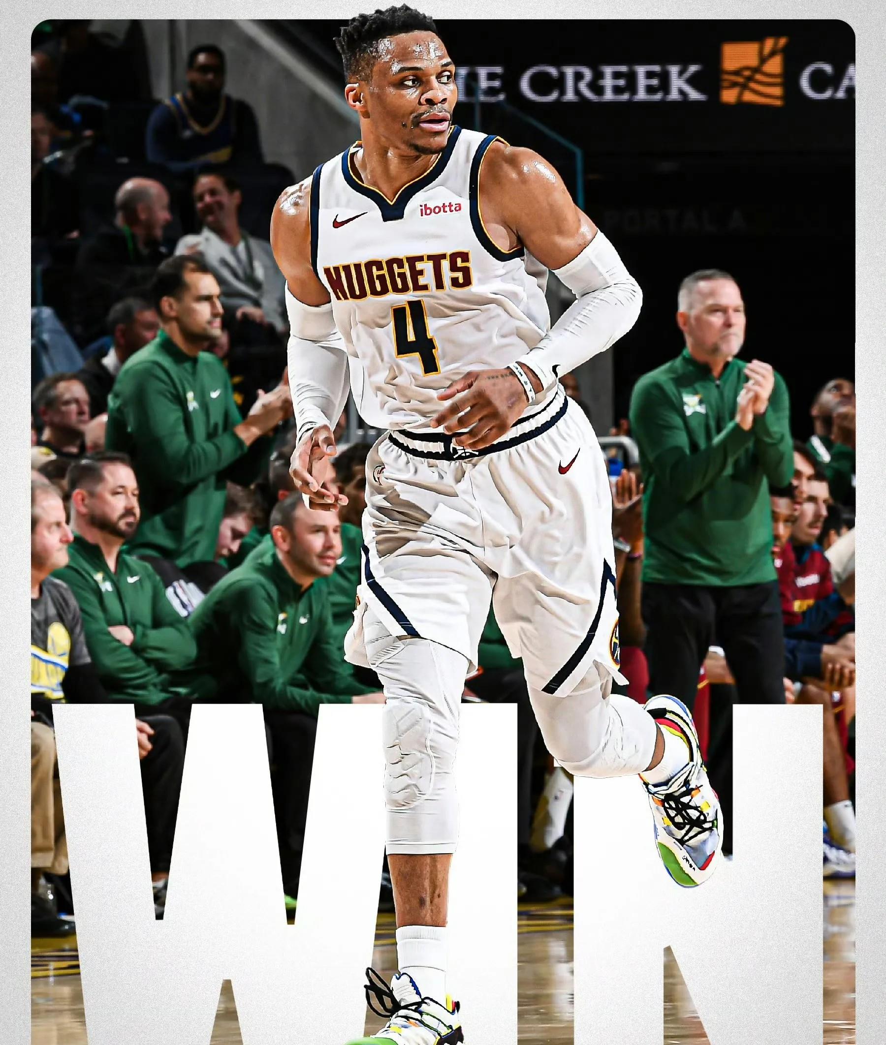 爵士主场力克快船，米切尔独得分