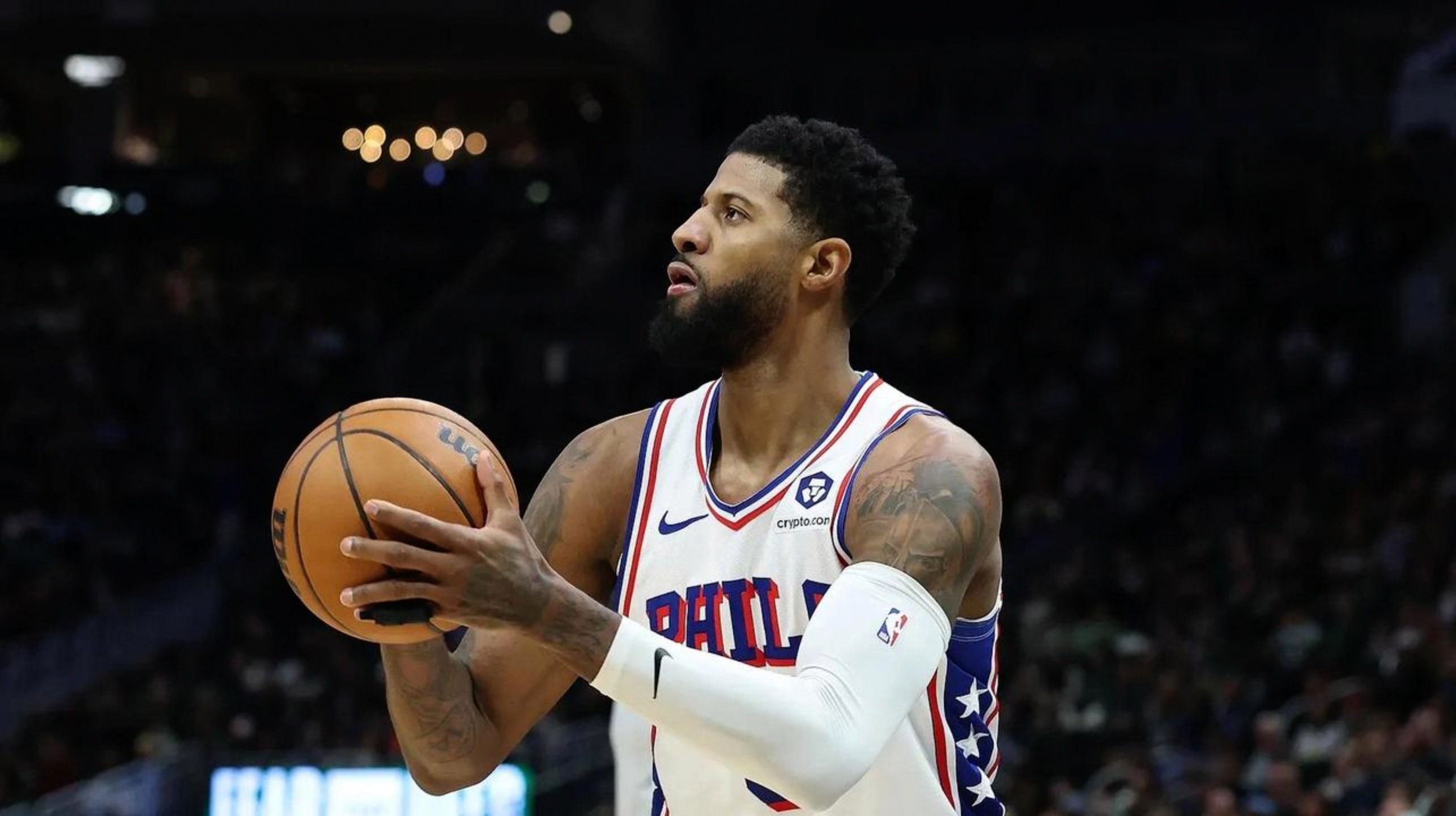 雷速体育官网-山东队逆转雄鹿，保罗扛起全队